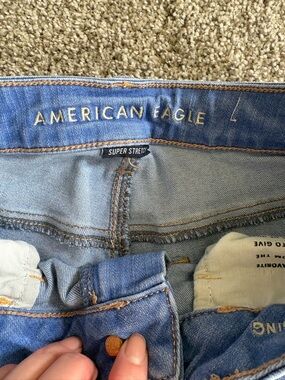 American Eagle Outfitters Light Blue Denim Jeans